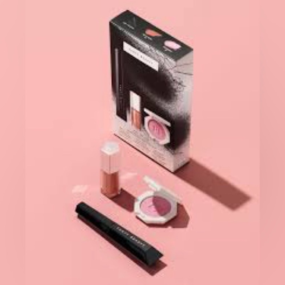 FENTY BEAUTY FAM FAVS 3 PIECE SET NWT